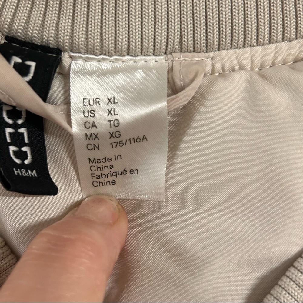 H&M Divided Cream Bomber Jacket - Picture 6 of 14